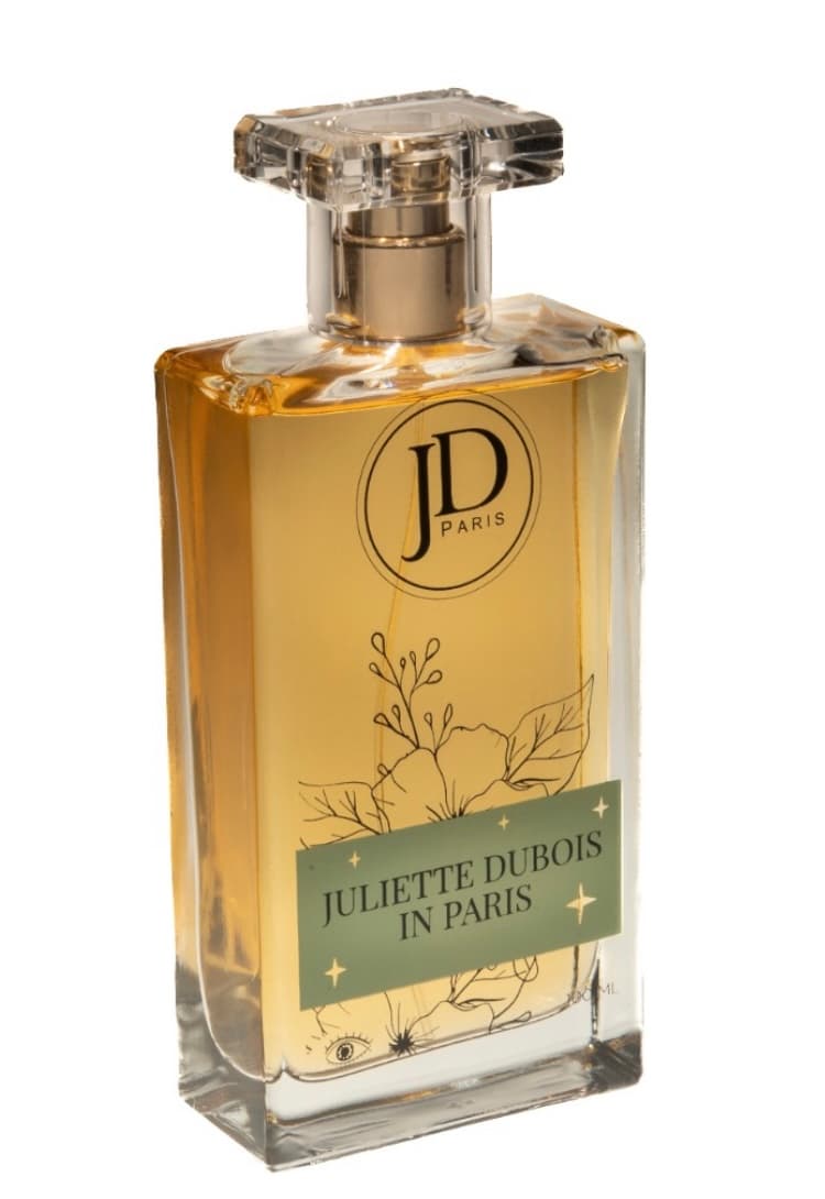 Juliette Dubois in Paris